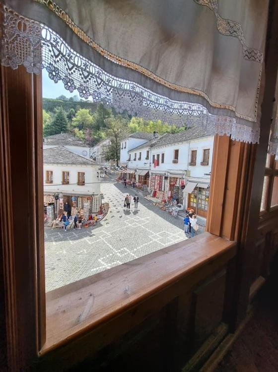 The Heart Of The Bazaar Guest House Gjirokastër Exteriér fotografie